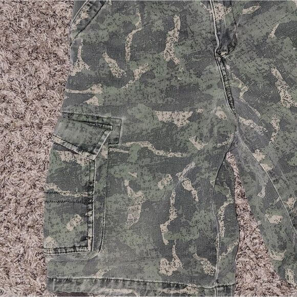 Urban Pipeline Camo Cargo shorts - Picture 3 of 5